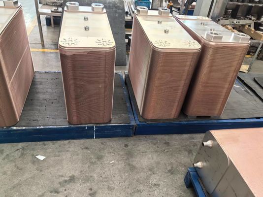 200 M³/h Chevron Plate Brazed Heat Exchanger with Customized Connections ISO9001 Certified
